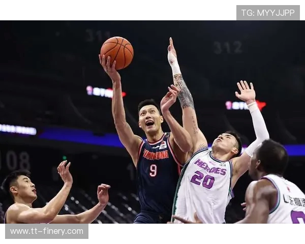 CBA足球队“出题官”是谁?花式互动爆笑盘点 CBA足球队“出题官”是谁?花式互动爆笑盘点