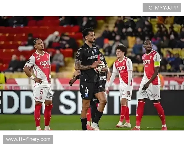 法甲赛季最具争议比赛结果盘点与判罚解读